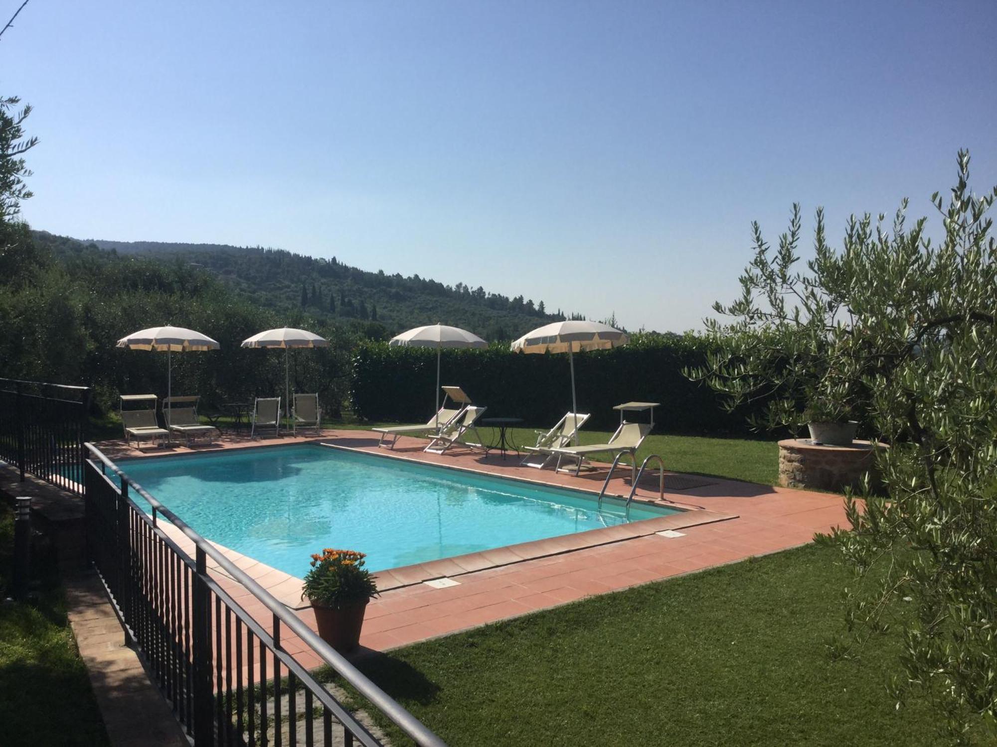 Agriturismo Borgo Tra Gli Olivi Castiglion Fiorentino Exterior foto
