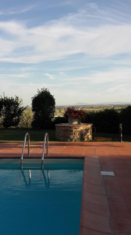 Agriturismo Borgo Tra Gli Olivi Castiglion Fiorentino Exterior foto