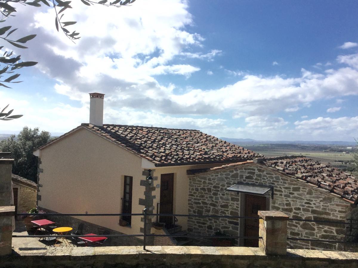 Agriturismo Borgo Tra Gli Olivi Castiglion Fiorentino Exterior foto