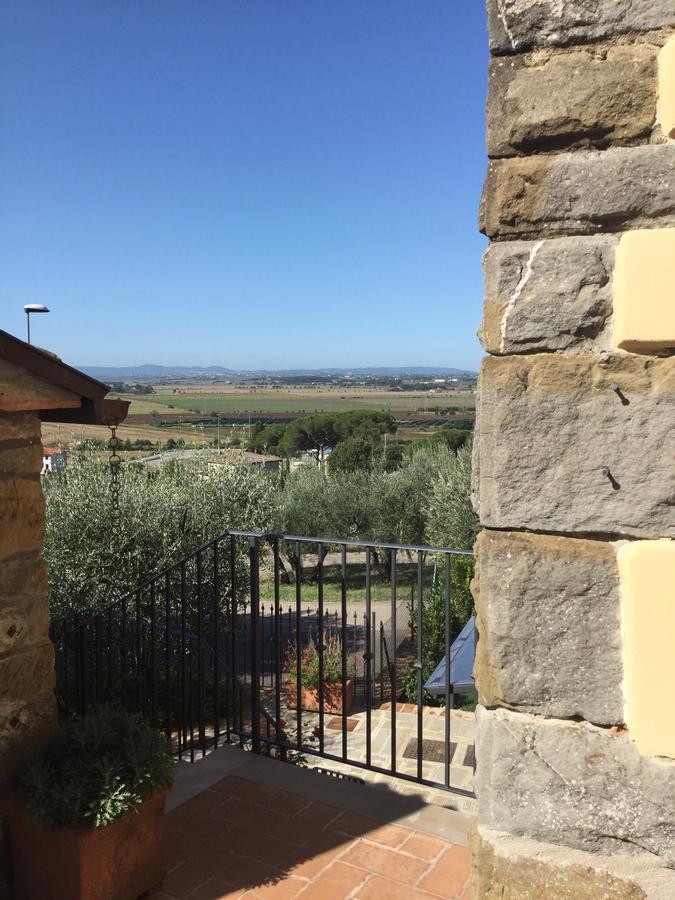 Agriturismo Borgo Tra Gli Olivi Castiglion Fiorentino Exterior foto