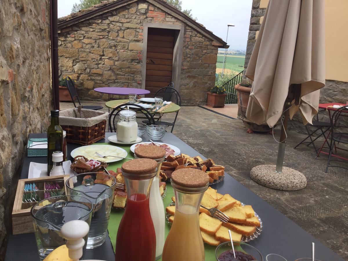 Agriturismo Borgo Tra Gli Olivi Castiglion Fiorentino Exterior foto