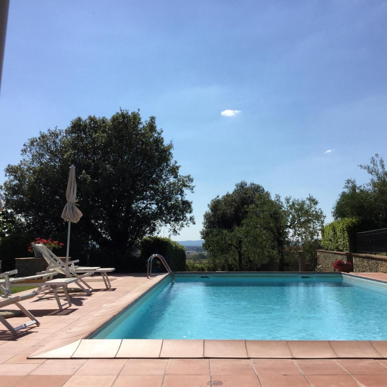 Agriturismo Borgo Tra Gli Olivi Castiglion Fiorentino Exterior foto